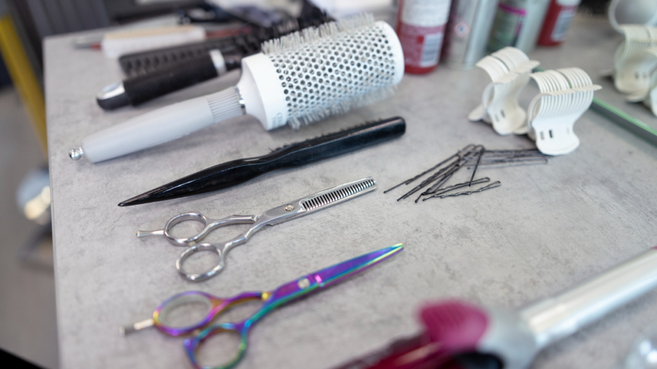 outils indispensables pour réussir ses tresses